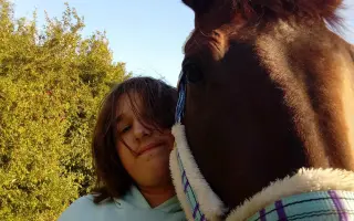 Sedlo pre Nathanka – chlapca so snom jazdiť na svojom koňovi Romeovi