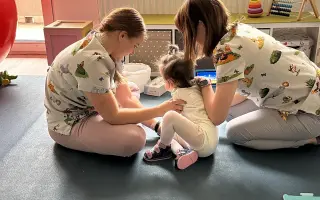 Pomôžme Emke urobiť krok vpred