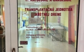 Pomôžte s liečbou vírusovej infekcie po transplantácii krvotvorných buniek u dieťaťa