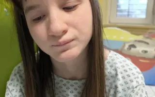 Pomôžme Viktórii zbaviť sa bolesti, ktorú nám nedokáže povedať slovami