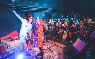 Pomôžte nám udržať Klub Za Oponou aj v roku 2026