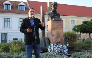K žitiu - podporte slovenskú poéziu