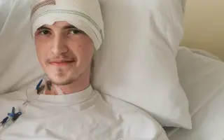 Pomôžte Markovi získať finančné prostriedky na nákladnú liečbu