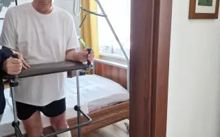 Zlomok sekundy zmenil náš život. Prosím, pomôžte Milošovi znovu kráčať.