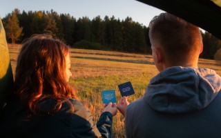 EKSPLORA: získaj hru, ktorá spája ľudí cez príbehy z dobrodružstiev ⛺🌌