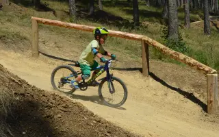 Pomôžte nám vybudovať nový flowtrail v Bojniciach