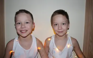David od narodenia bojuje so vzácnym genetickým ochorením. Pomôžme mu.