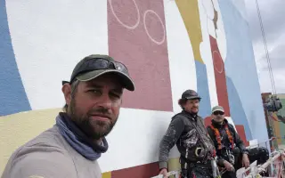 Pomôžte obnoviť štvrtú petržalskú monumentálnu maľbu