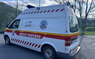 Sanitka, ktorá môže zachrániť životy – Pomôžte dobrovoľným hasičom z Oškerdy pomáhať!