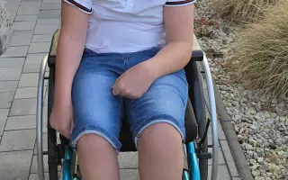 Splňme Peťkov sen urobiť prvé samostatné kroky