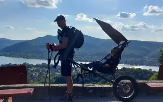 Pomôžte Albertovi brázdiť cyklotrasy s rodinou