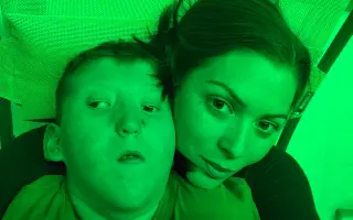 Darujme Riškovi vianočný darček - kráčať s rovnou chrbticou a opäť voľne dýchať