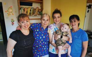 NECHODÍ, ALE UTEKÁ: Nadácia ADELI pomáha hendikepovaným ľuďom z Ukrajiny