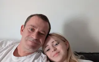 Dajme Zdenovi šancu objať svoju rodinu oboma rukami