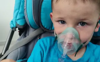Martinko bojuje s DMO a epilepsiou. Zabezpečme mu potrebné rehabilitácie.