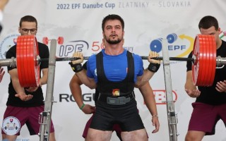 Podporte Michala v reprezentácii SR v powerliftingu na medzinárodných súťažiach