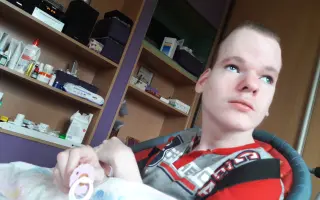 Pomôžme Rudkovi a jeho rodičom zabezpečiť špeciálne upravené auto
