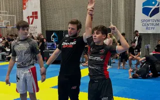 Pomôžme Adamovi reprezentovať Slovensko na Majstrovstvách sveta MMA v Dubaji