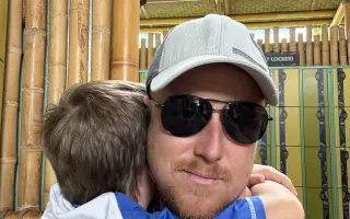 Pomôžte otcovi zo Slovenska tráviť, čo najviac času so synom, ktorý žije v USA