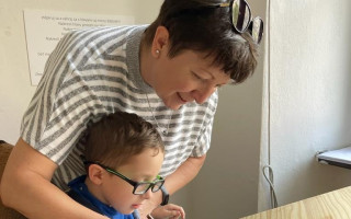 Pomôžme ukrajinskému chlapčekovi s detskou mozgovou obrnou