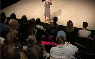 Pomôžte vychovať novú generáciu fyzického divadla Projekt PROCESIA