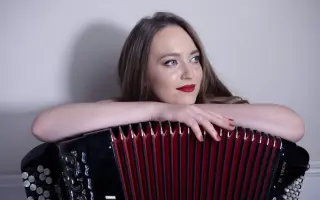 Pomohli ste Júlii Masnicovej vydať prvé debutové CD