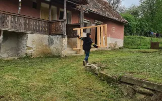 Eva a jej deti: Krok za múry generačnej chudoby. Podporme ich nový začiatok!