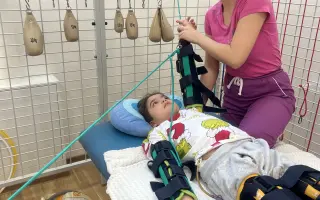 Pomôžme Zolikovi, aby sa znova naučil chodiť