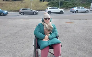 Karolína prekonala nádor aj porážku. Pomôžme jej opäť samostatne kráčať.