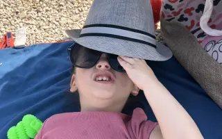 Pomôžme Emke urobiť krok vpred