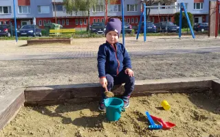 Darujme spoločne Samkovi a Elinke lepší život s autizmom