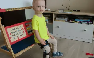 Doprajme Jakubkovi šancu na lepší pohyb a vyrovnanie nožičky