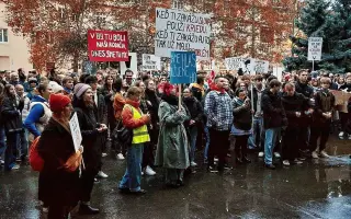 NIE SME V TOM SAMI. 17. novembra oslávme Slovensko, v ktorom chceme žiť.