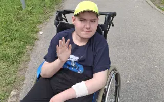 Pomôžme Patrikovi s nákupom liekov a rehabilitačnej pomôcky