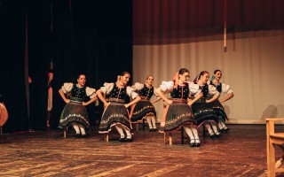 Podporte realizáciu predstavenia "Zlom" k 45. výročiu folklórneho súboru Dúbrava