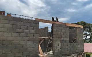 Pomohli ste vybudovať školskú kuchyňu pre deti v Ugande