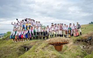 Keď srdce bije pre folklór – zabezpečnme kroje pre folklórne kolektívy z Liptovskej Tepličky