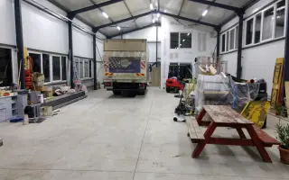 Pomôžme rodine, ktorá prišla o firmu v plameňoch