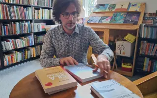 Odvaha k súcitu | Pomôžte Artforu vydať dôležitú knihu o ľuďoch a pre ľudí