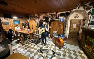 Podporte nový album projektu I am Pita