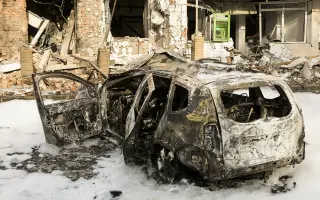 Ruský dron zničil auto, ktorým vozíme pomoc. Pomôžte nám ho nahradiť.