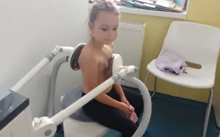 Pomôžme dvojičkám Klaudinke a Davidkovi zabezpečiť kvalitnejší život