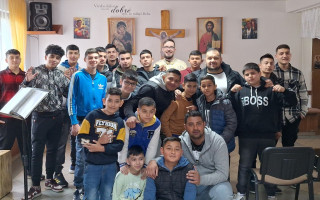 GFC pre Rómov v Čičave: Pomôžte tábormi meniť rómske životy