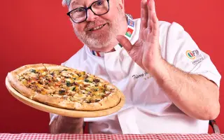 Videli ste robota vyrábať pizzu? Pomôžte vzniku prvej PAZZIrie na Slovensku.
