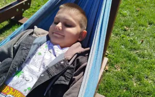 Pomôžme Beáte, Brankovi a Matejovi udržať strechu nad hlavou