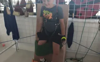 Pomôžme Miškovi so svalovou dystrofiou získať prístup k rehabilitáciám