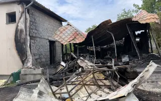 Požiar Marekovej rodine vzal druhý domov. Pomôžme im ho obnoviť.