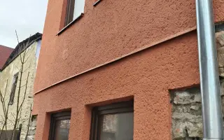 Pomôžme 8-člennej rodine nájsť stabilný domov