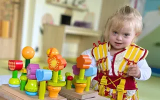 Podporte terapie pre 2-ročnú Nelku s Downovým syndrómom Podporte terapie pre 2-ročnú Nelku s Downovým syndrómom