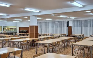 ZŠ Brezová 19 Piešťany | Pomôžte nám odhlučniť školskú jedáleň
